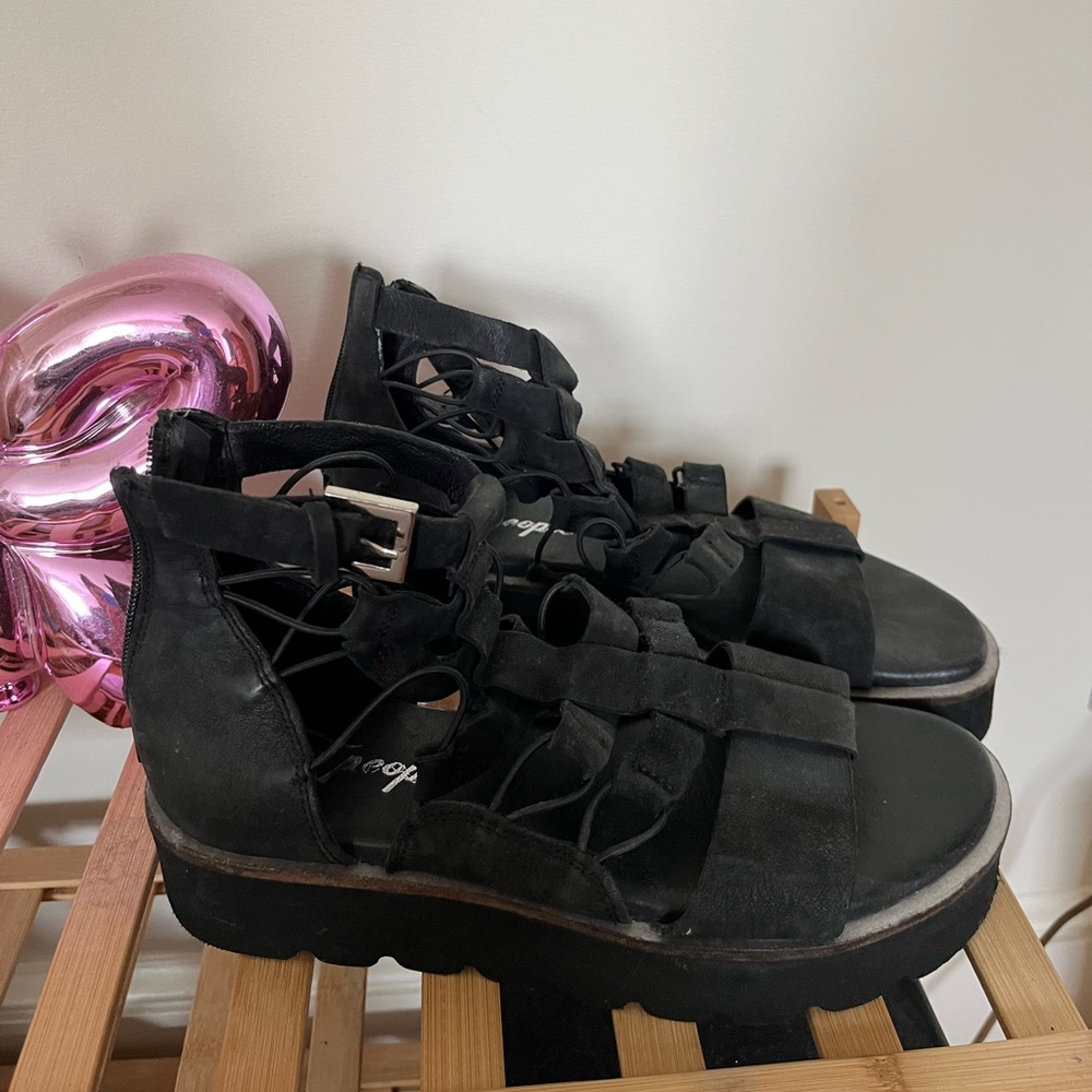 Platform fisherman style sandals